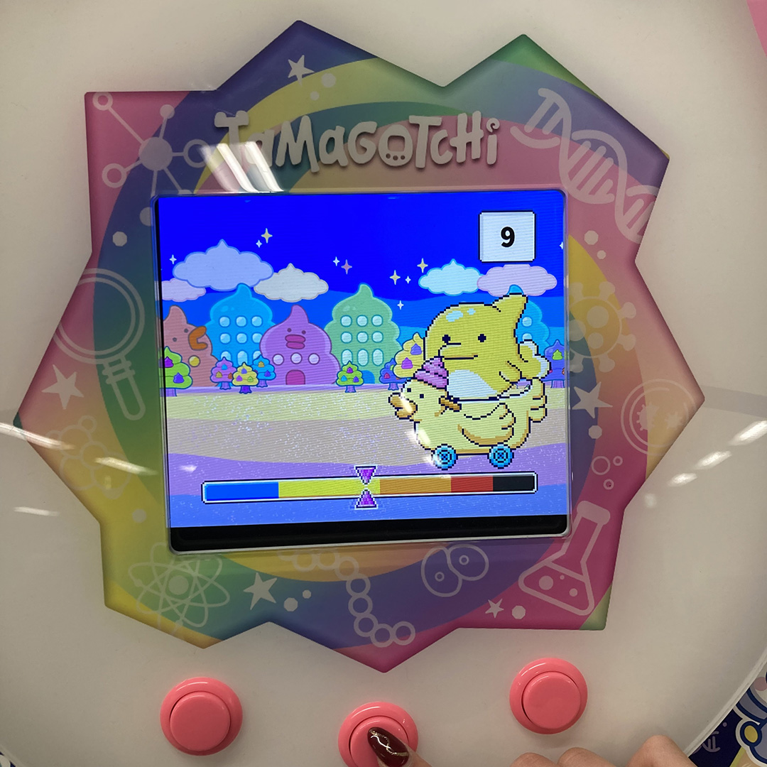 虚無な顔でミニゲームをするいるかっち